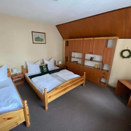 Penzion Janosik , Zdiar